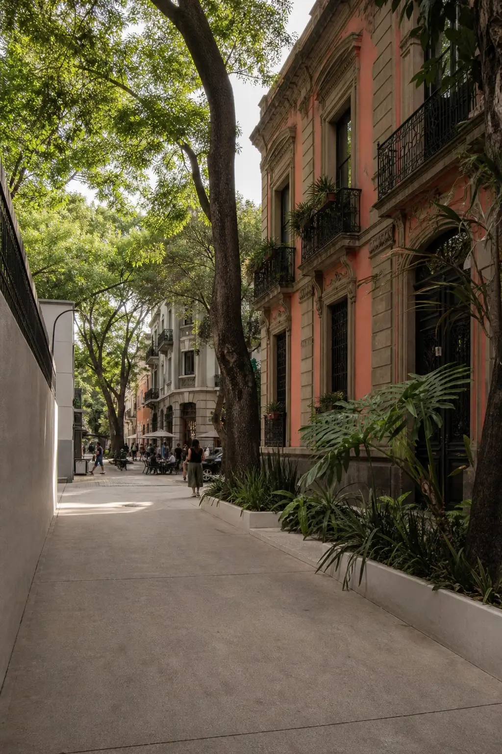 A recognizable view of Mexico City